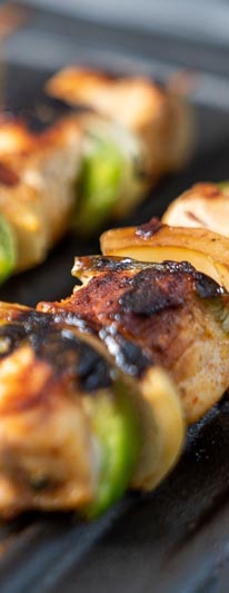 Espetinho de Frango com Castanha-do-pará